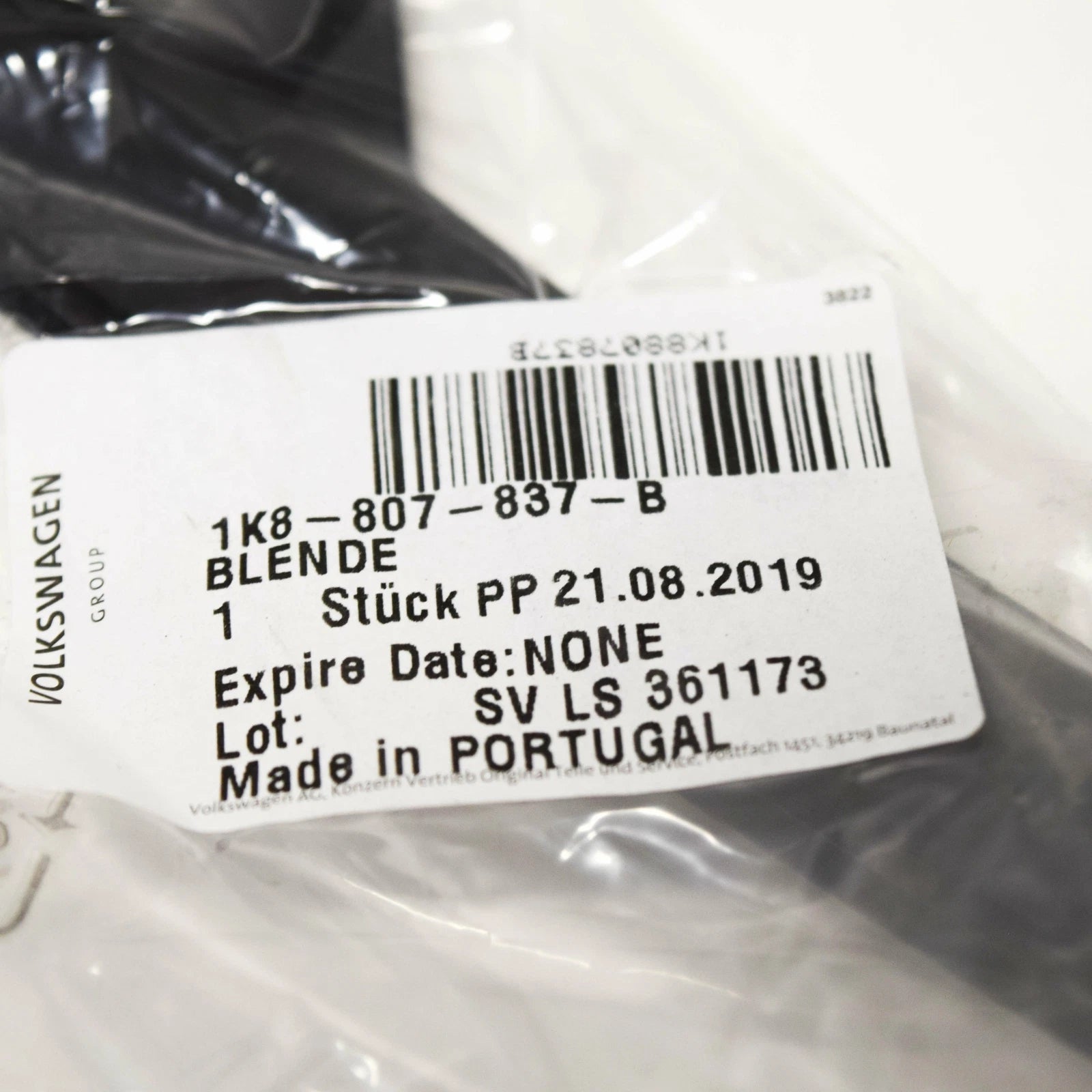 NEW VW SCIROCCO MK3 REAR BUMPER LEFT WHEEL APERTURE TRIM 1K8807837B