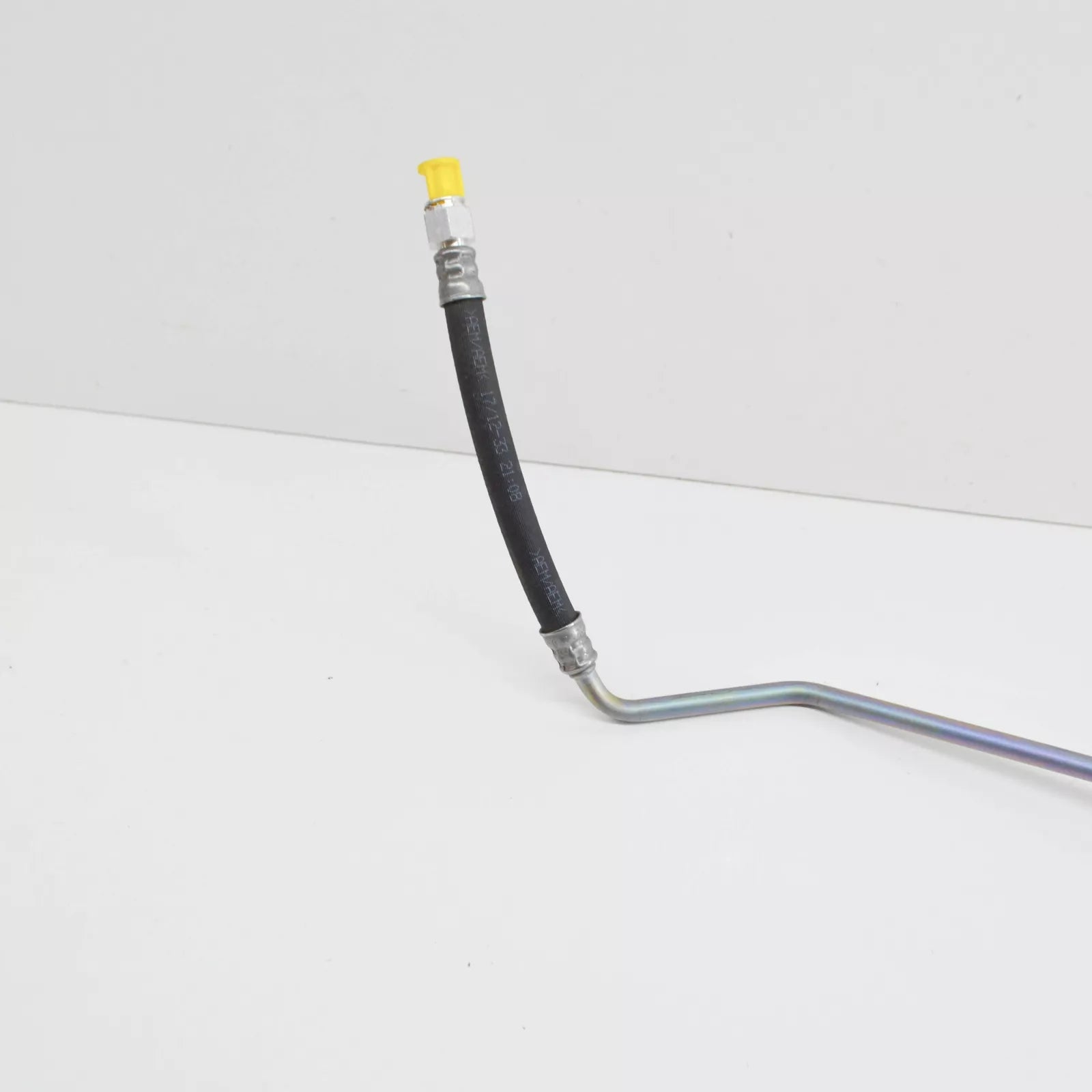 NEW MERCEDES-BENZ S W221 AMG OIL COOLER TO TRANSMISSION LINE A2212704696