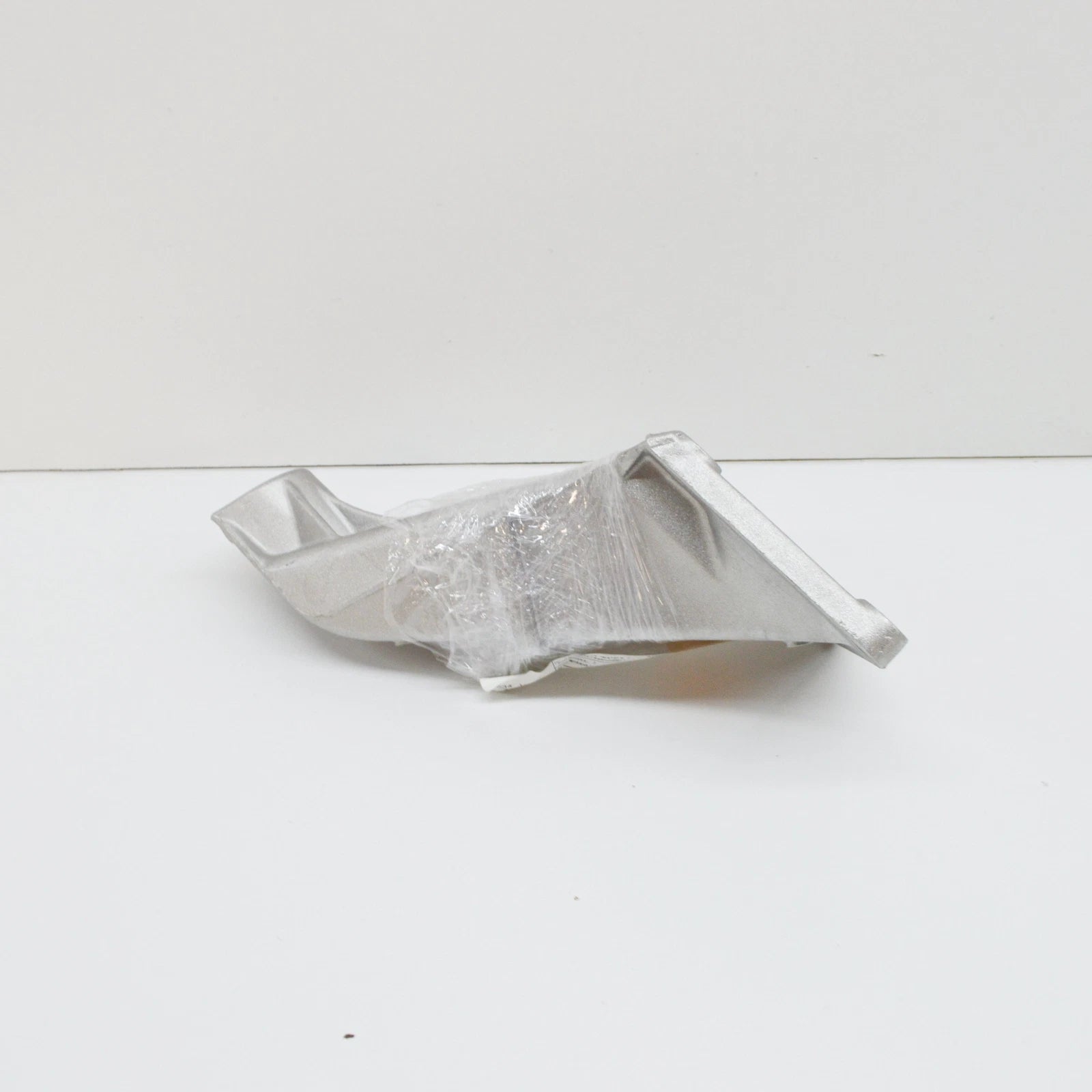 NEW BMW 3 E46 2.2I ENGINE MOUNT BRACKET LEFT 22111094697 ORIGINAL