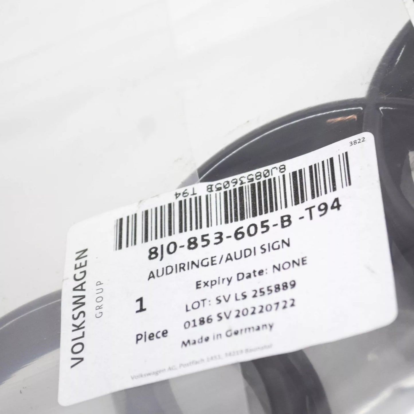 NEW AUDI A4 B9 FRONT RADIATOR GRILLE EMBLEM BADGE 8J0853605BT94