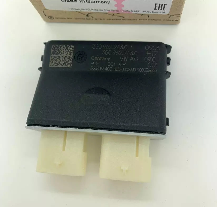 NEW AUDI Q5 FY REAR TAILGATE OPEN SENSOR MODULE 3G0962243C ORIGINAL