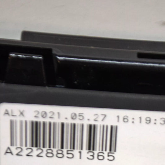 NEW MERCEDES-BENZ S W222 FRONT BUMPER CENTER MOUNTING A2228851365