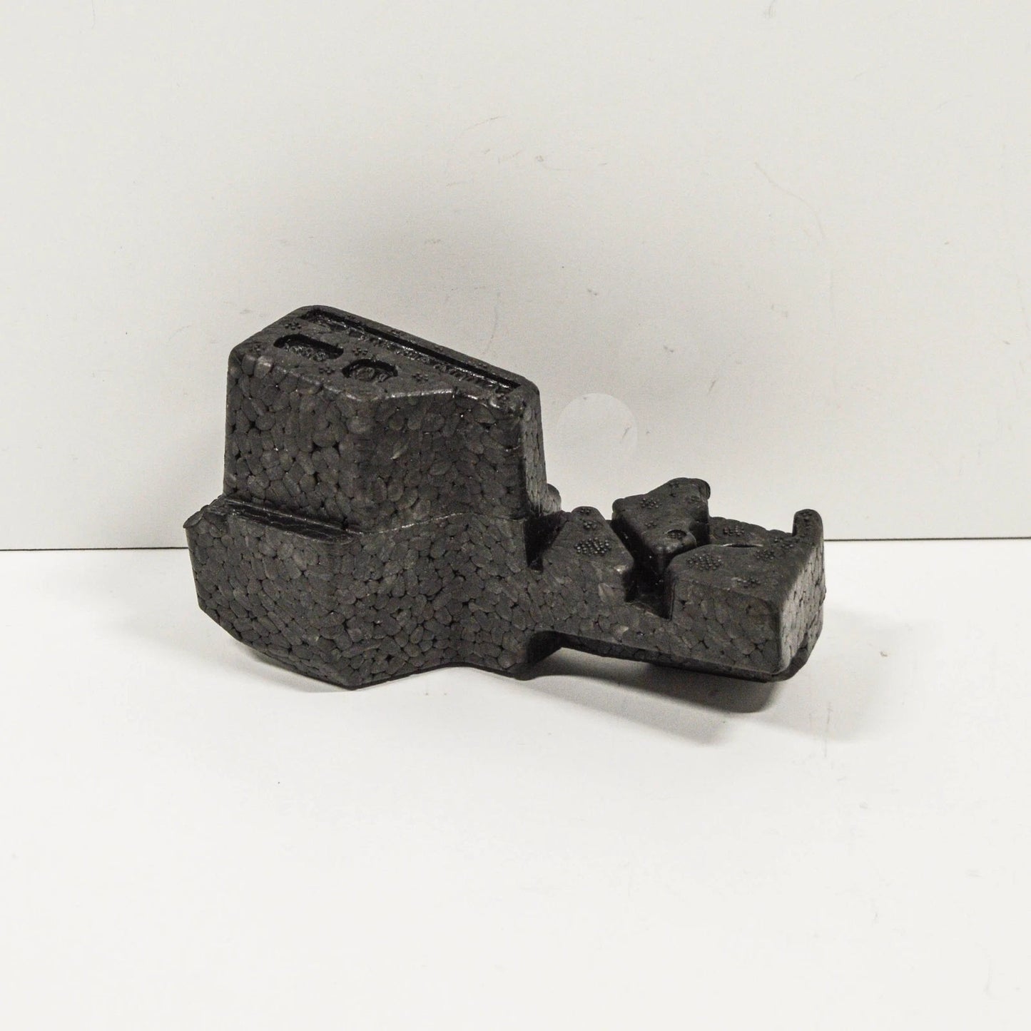 NEW MB CLS C218 RADIATOR SUPPORT LEFT INSULATION A2186260100 ORIGINAL