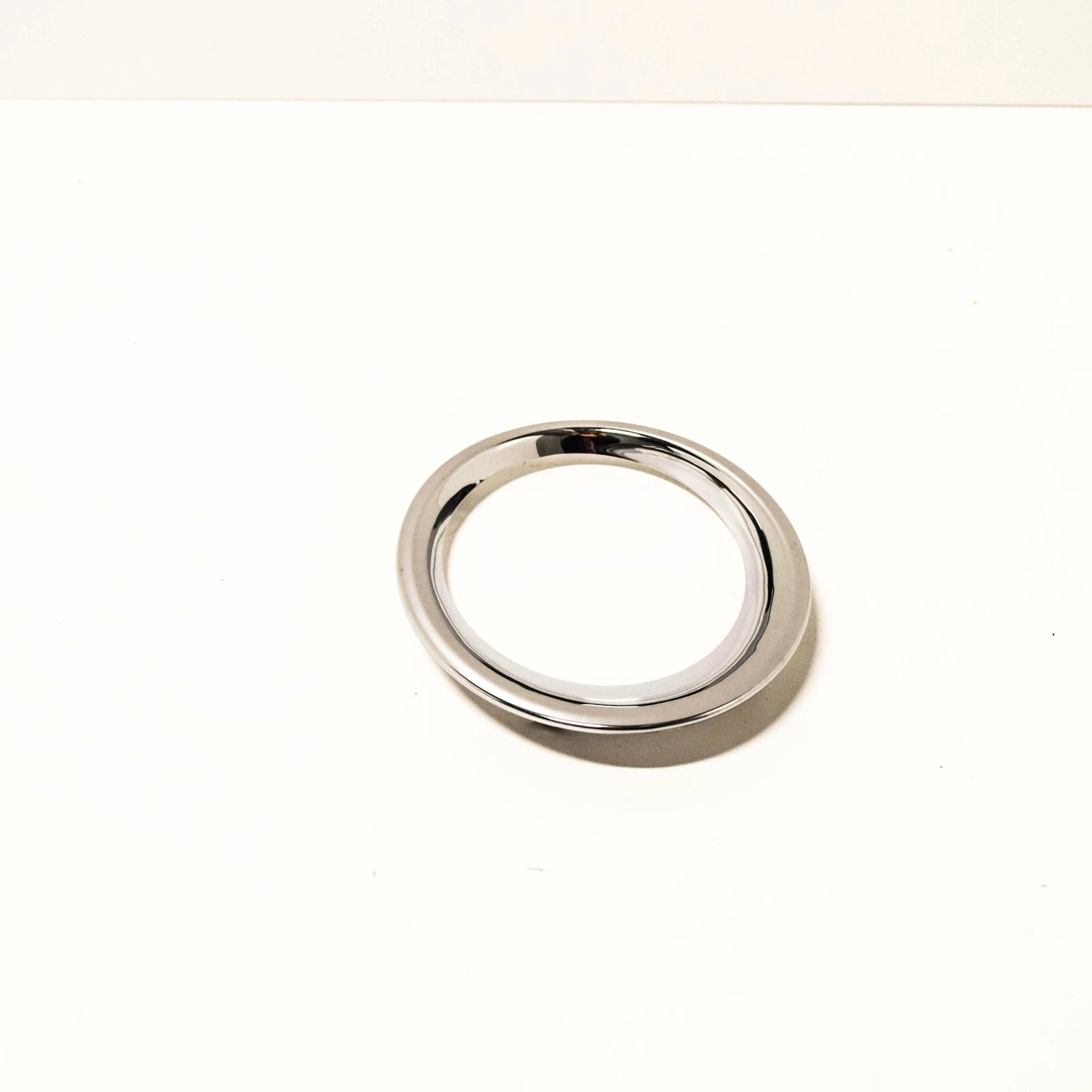 NEW VW LOAD UP FRONT LEFT FOG LIGHT SURROUND COVER TRIM 1S0853399A2ZZ ORIGINAL