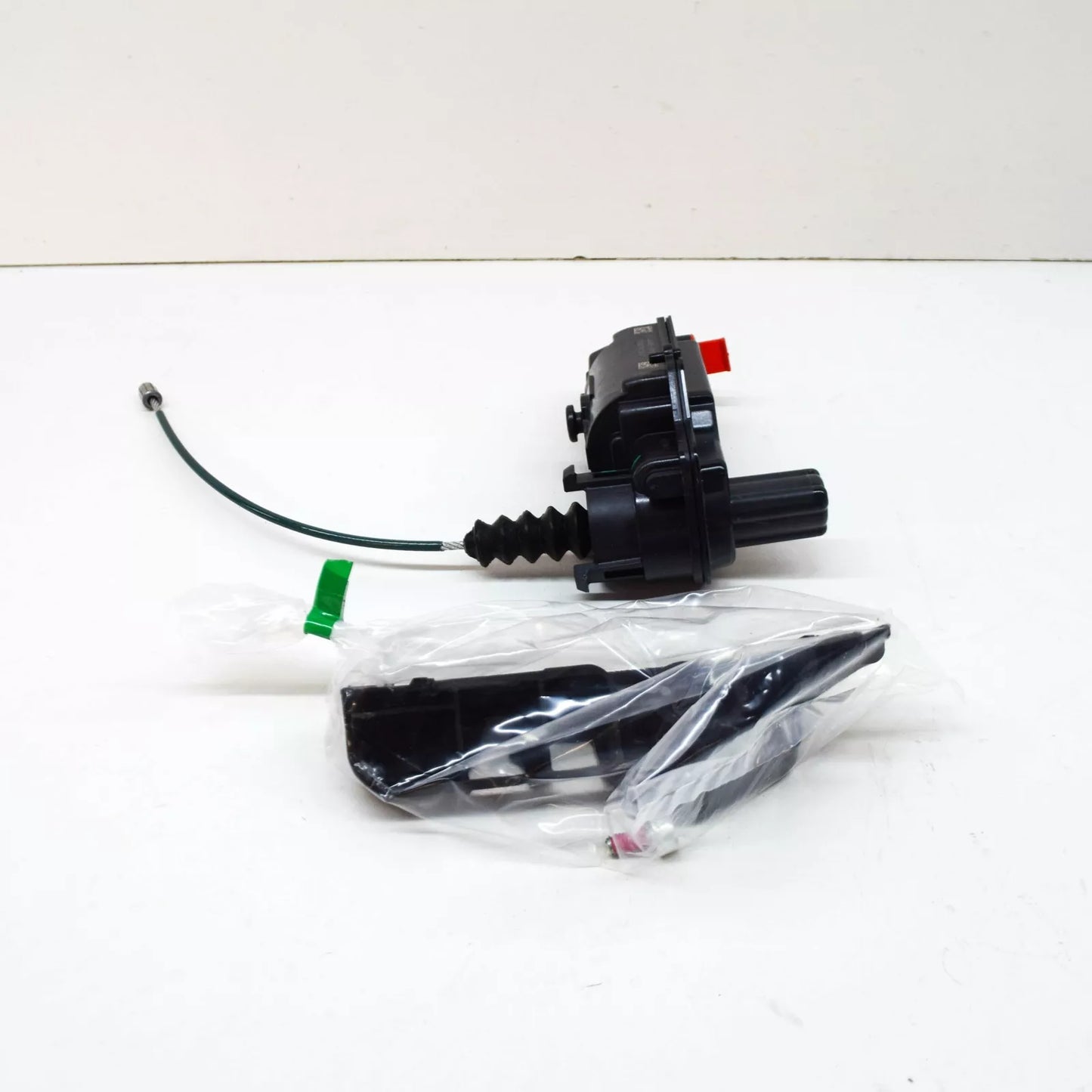 NEW VOLKSWAGEN ID.3 E11 SERVOMOTOR FOR PARKING LEFT 1EA927281