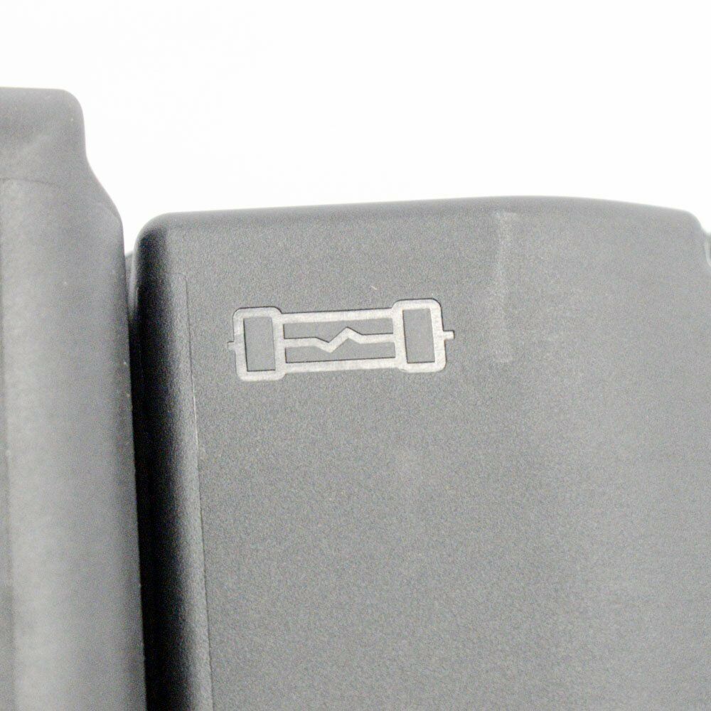 NEW VOLKSWAGEN PASSAT B8 FUSE BOX RELAY COVER 5C0937132C ORIGINAL