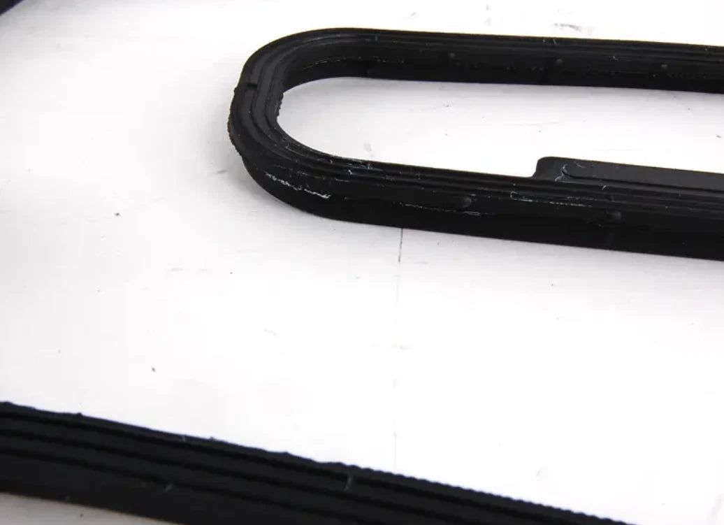 NEW BMW 5 E39 CYLINDER HEAD COVER GASKET 11120001269 0001269 ORIGINAL