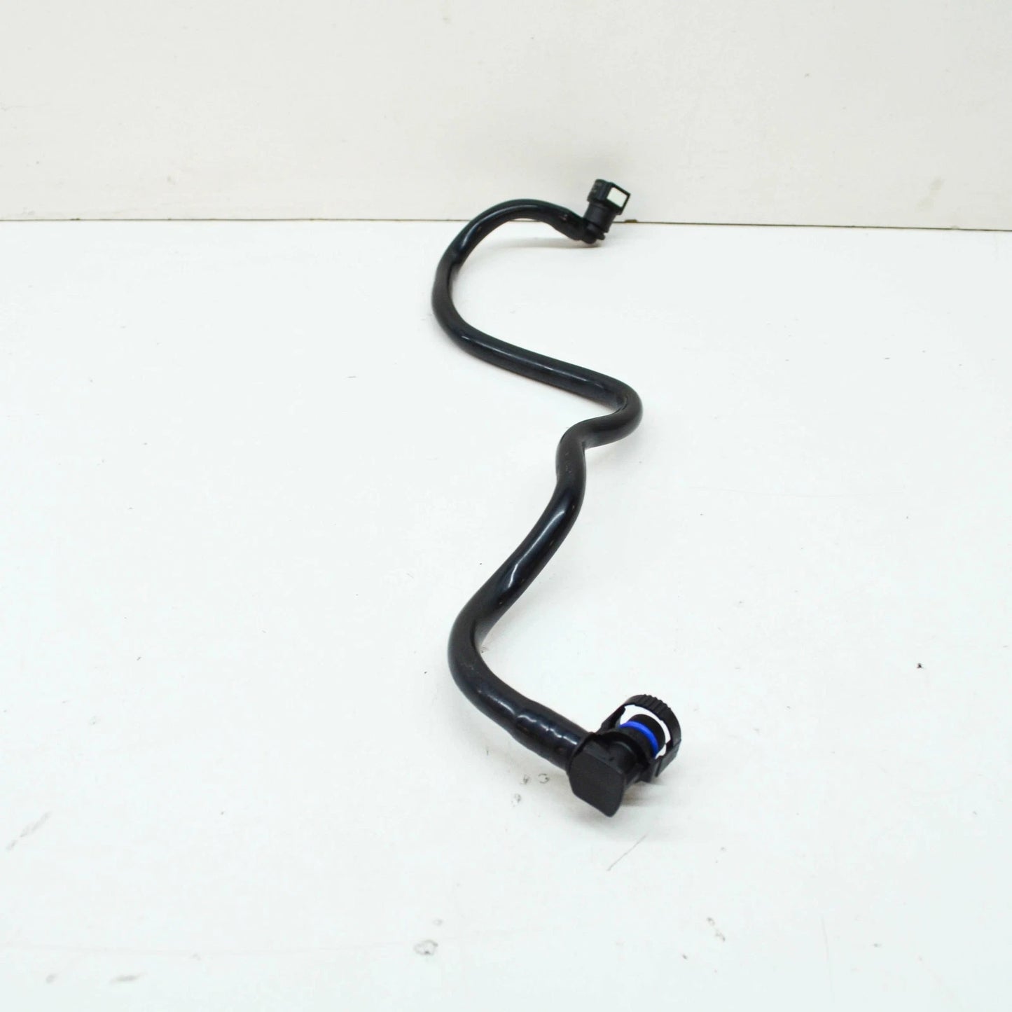 NEW MERCEDES-BENZ C W205 BRAKE BOOSTER VACUUM TUBE A2054300429 ORIGINAL