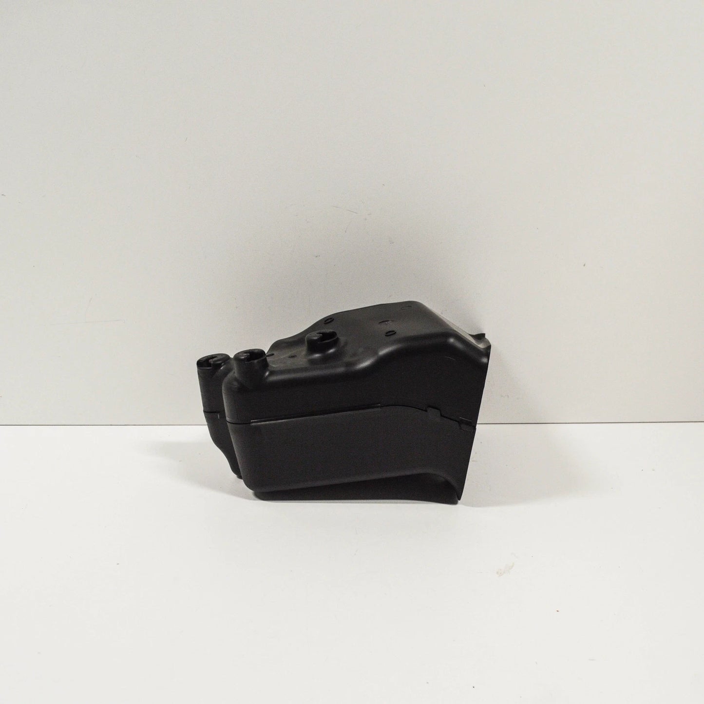 NEW BMW M5 F90 FIRST AID KIT SHELF 51477416623 ORIGINAL