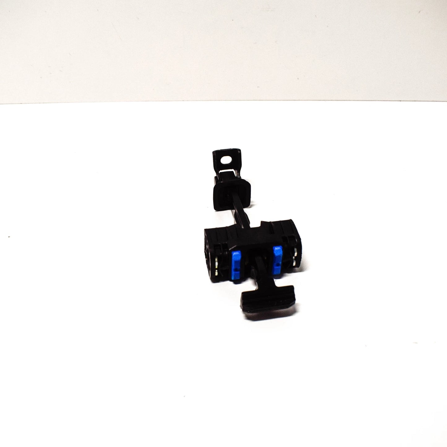 NEW VOLKSWAGEN AMAROK 2H FRONT DOOR CATCH LEFT OR RIGHT 2H0837249