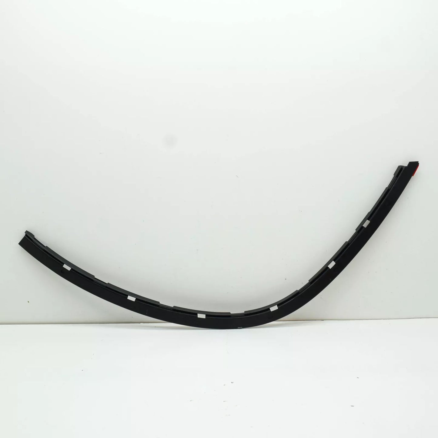 NEW MERCEDES-BENZ GL-CLASS X166 FRONT LEFT INSIDE ARCH COVER A1668846322