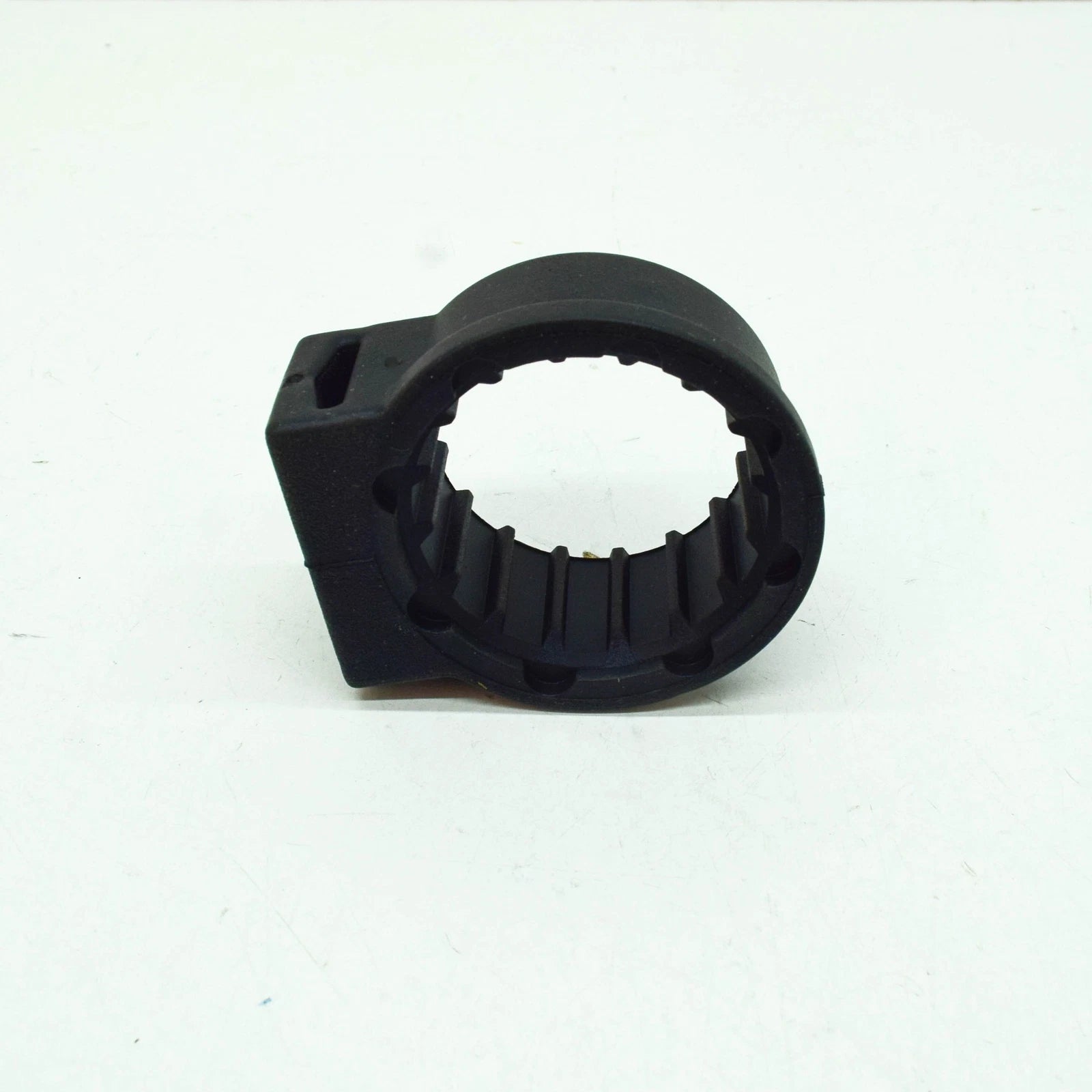 NEW VOLKSWAGEN PASSAT B8 3G AUXILIARY HEATER SUPPORT 5Q0815689 ORIGINAL