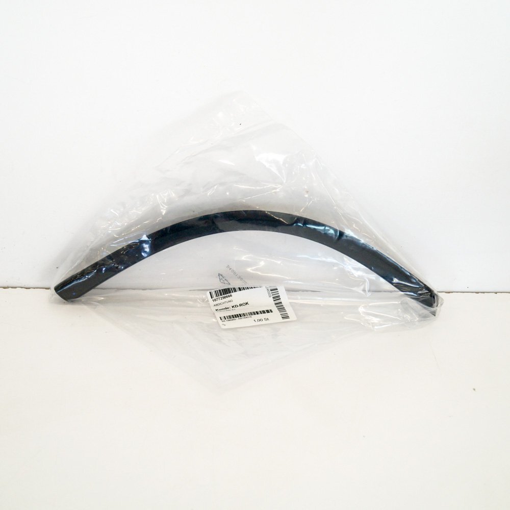 NEW MERCEDES-BENZ SL R107 REAR RIGHT DOOR SEAL STRIP A1077250666 1988 ORIGINAL