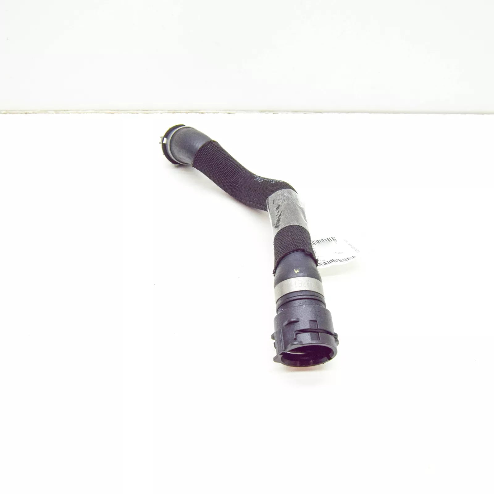 NEW MERCEDES-BENZ S W223 COOLANT HOSE PIPE A2235011301 ORIGINAL