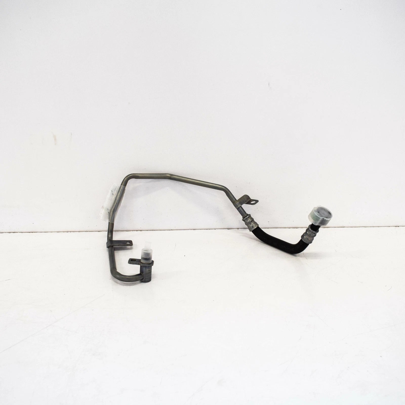 NEW AUDI Q3 8U TRANSMISSION OIL COOLER PIPE LINE 8U0317818E ORIGINAL