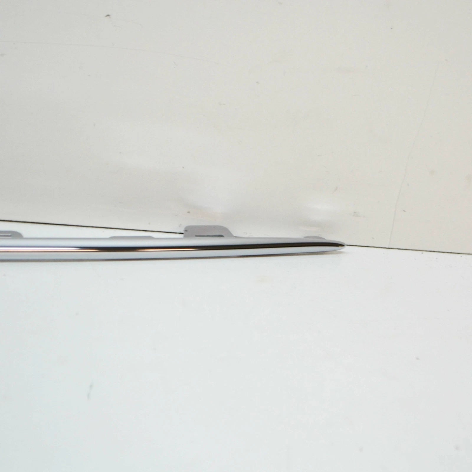 NEW MB C COUPE C205 FRONT BUMPER CENTER LOWER MOLDING STRIP A2058852901