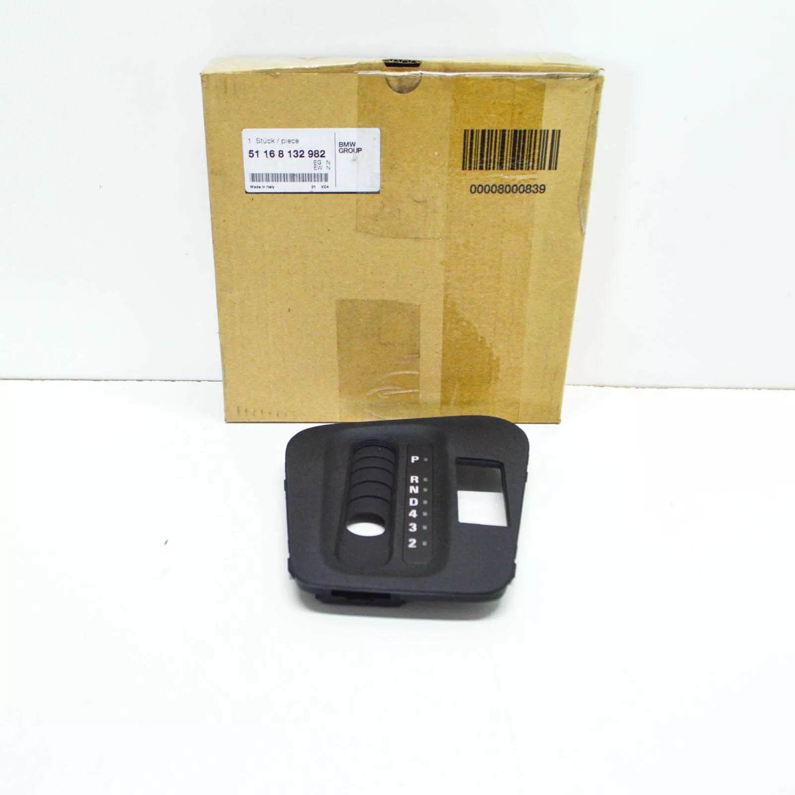 NEW BMW 3 E36 GEAR SELECTING LEVER COVER RHD 51168132982 8132982 ORIGINAL