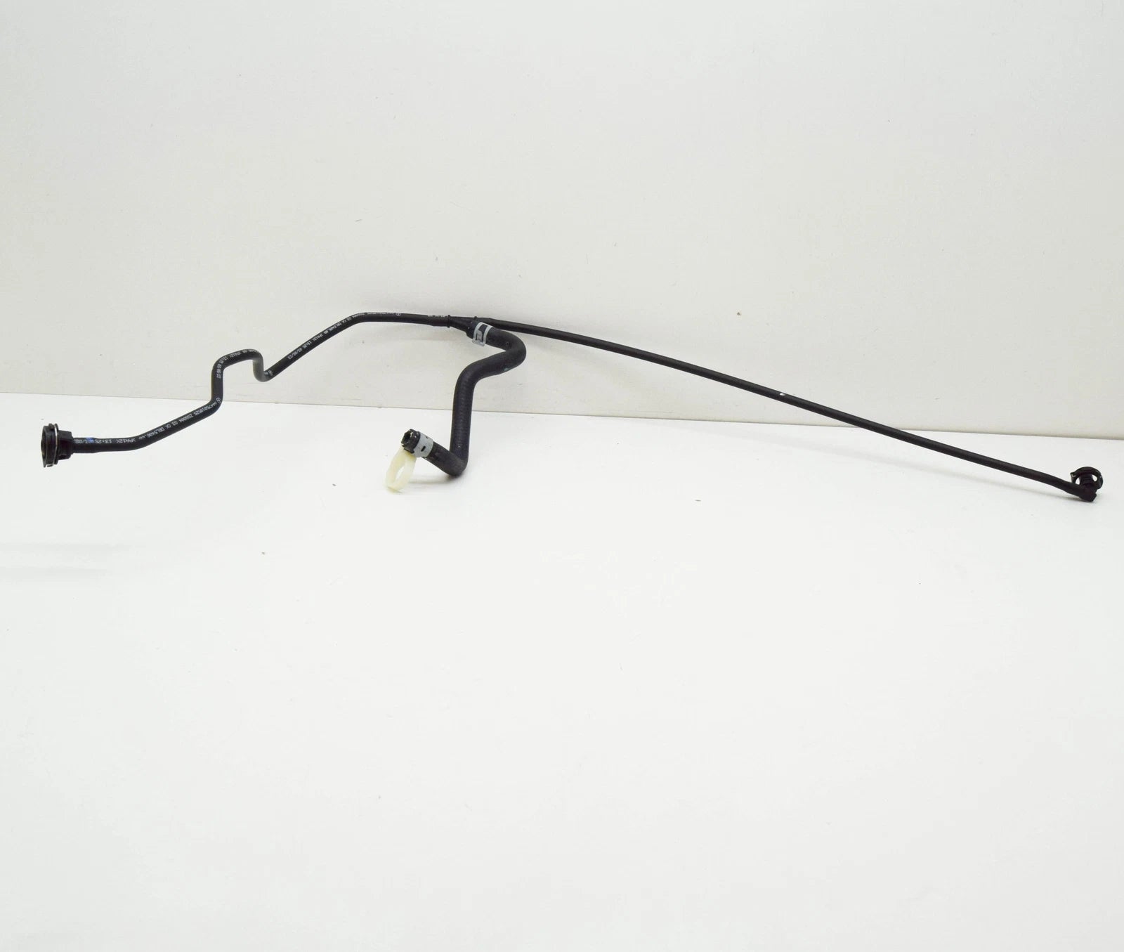 NEW MERCEDES-BENZ VITO W447 EXPANSION RESERVOIR BLEED LINE A4475010525 ORIGINAL