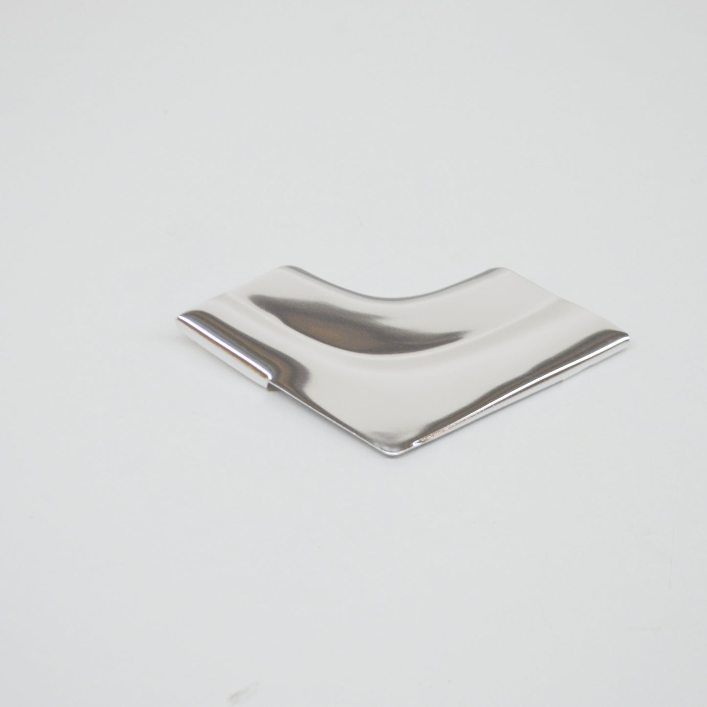 NEW MERCEDES-BENZ SL R107 WINDSHIELD RIGHT BOTTOM MOLDING A1076712230 ORIGINAL