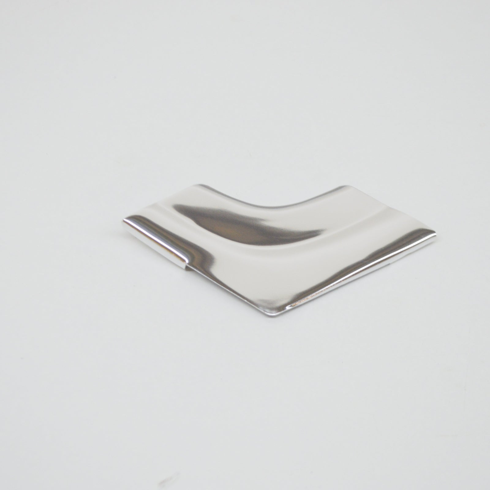 NEW MERCEDES-BENZ SL R107 WINDSHIELD RIGHT BOTTOM MOLDING A1076712230 ORIGINAL