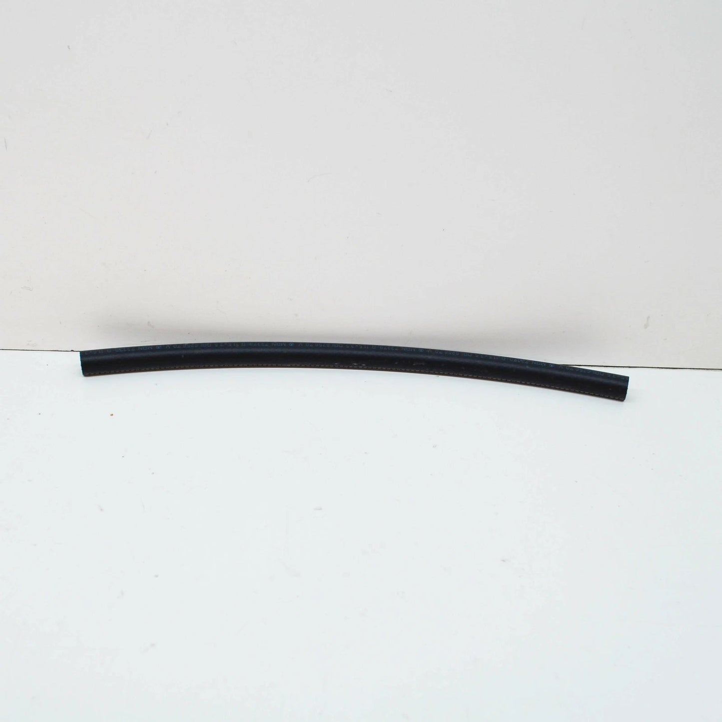 NEW MB S COUPE C216 BREATHER LINE TO CHARCOAL ACTIVATED FILTER N000000007975