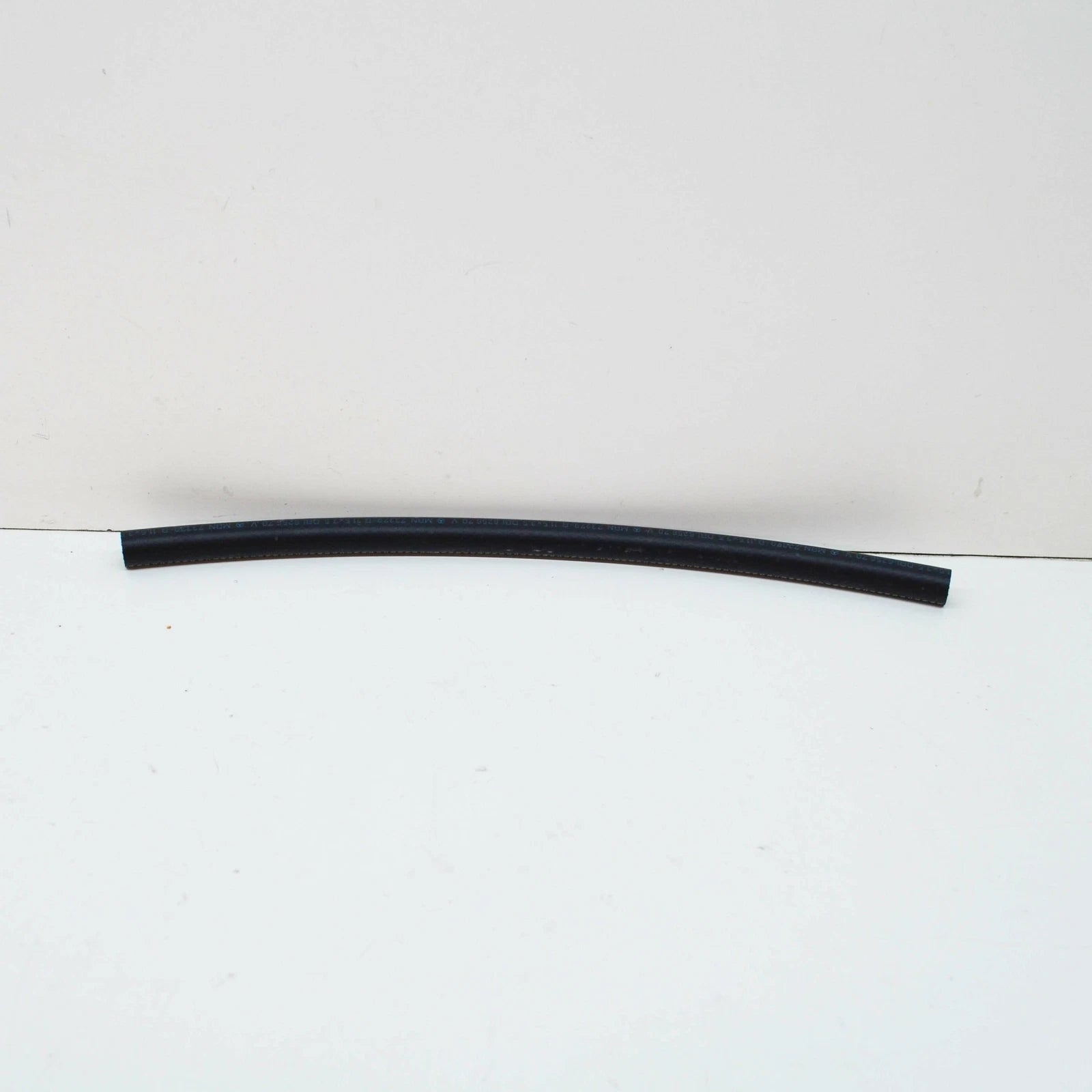 NEW MB S COUPE C216 BREATHER LINE TO CHARCOAL ACTIVATED FILTER N000000007975