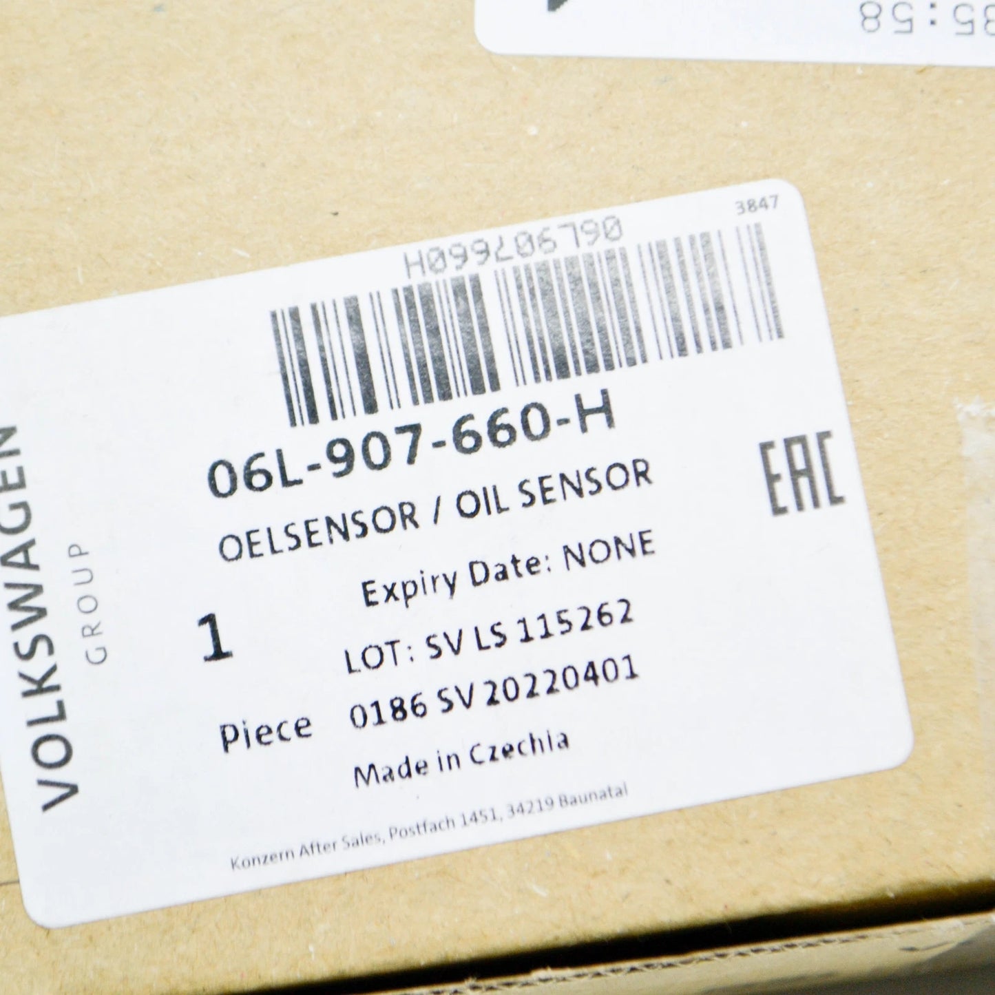 NEW AUDI A7 SPORTBACK 4K8 OIL LEVEL SENSOR 06L907660H