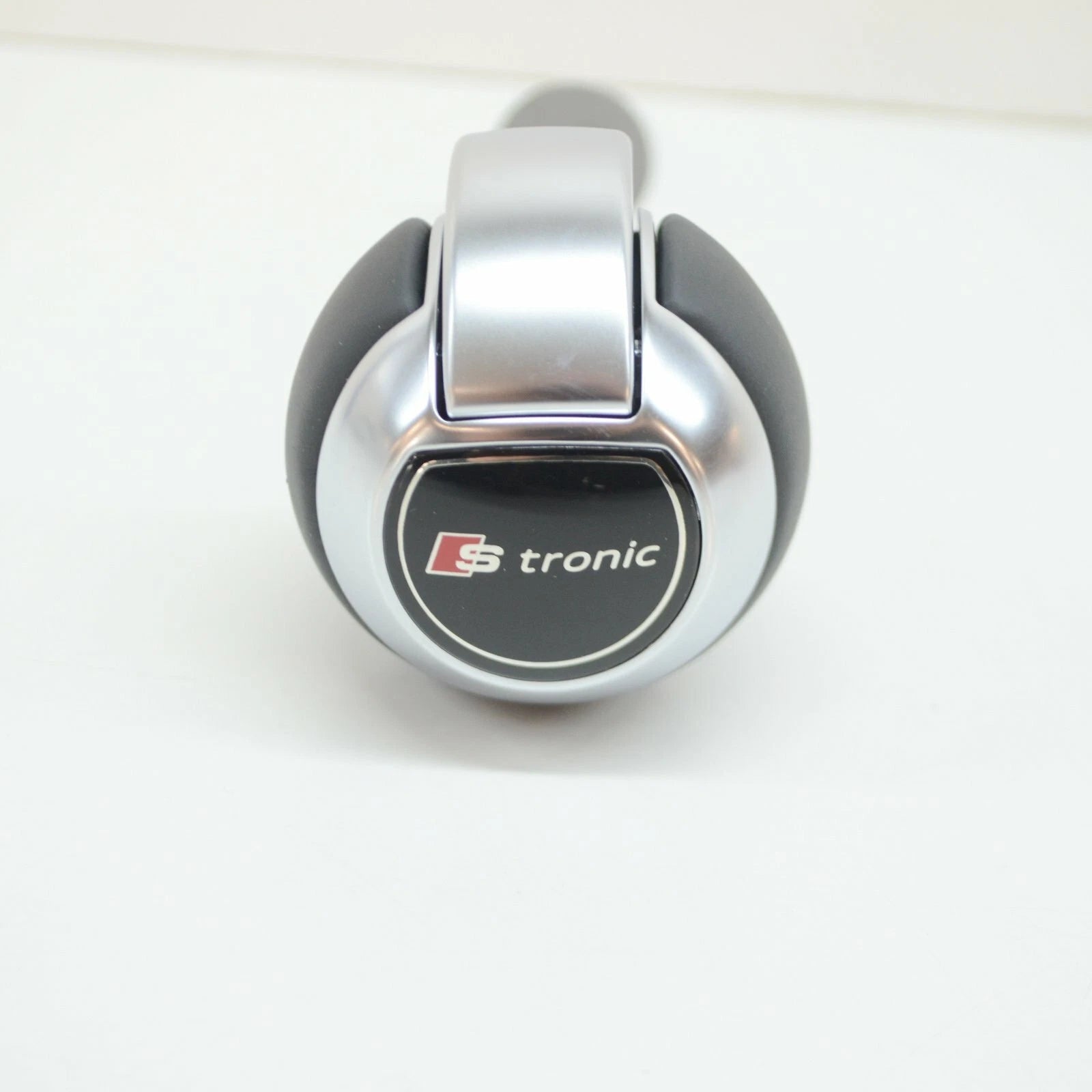 NEW AUDI A3 8P AUTOMATIC GEAR SHIFT KNOB 8X1713141SKH