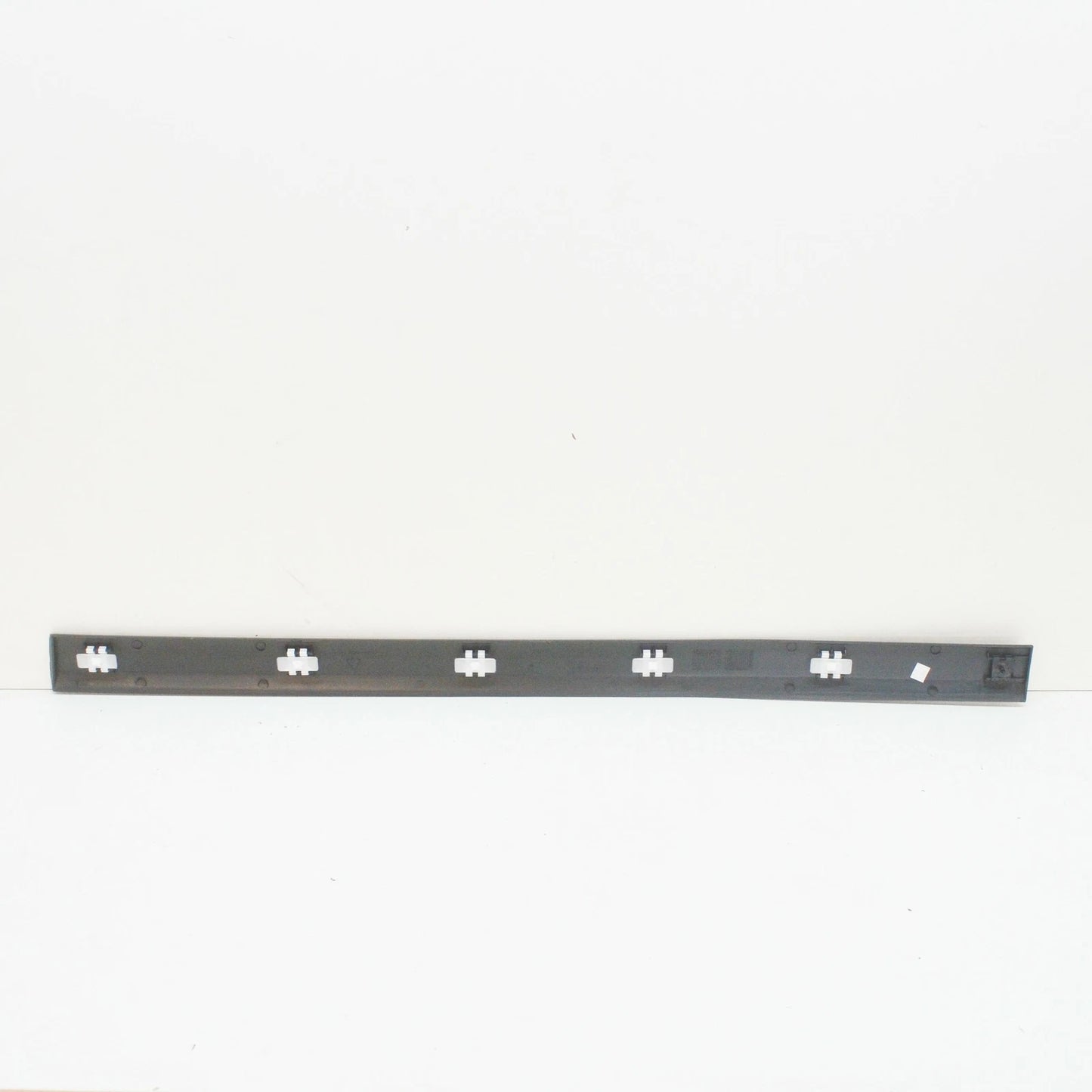 NEW MB VITO W639 RIGHT SLIDING DOOR PROTECTIVE STRIP A63969011629B51