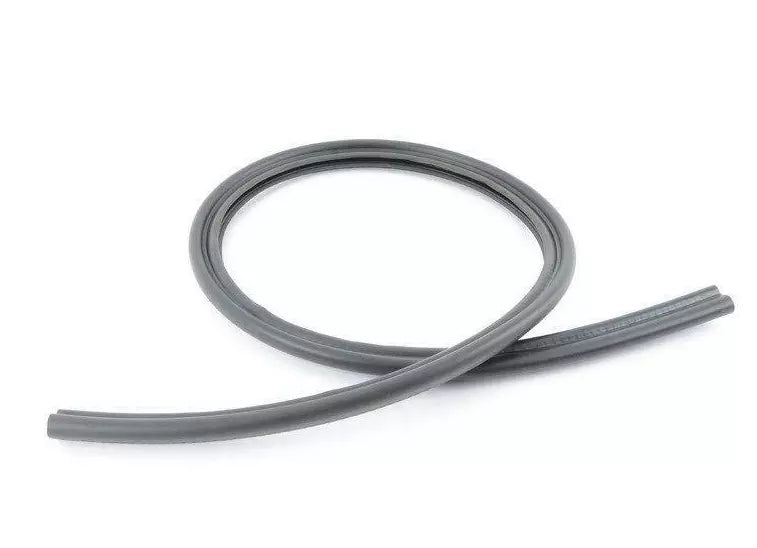 NEW AUDI A3 8P FRONT ENGINE HOOD SEAL 8P0823731B ORIGINAL