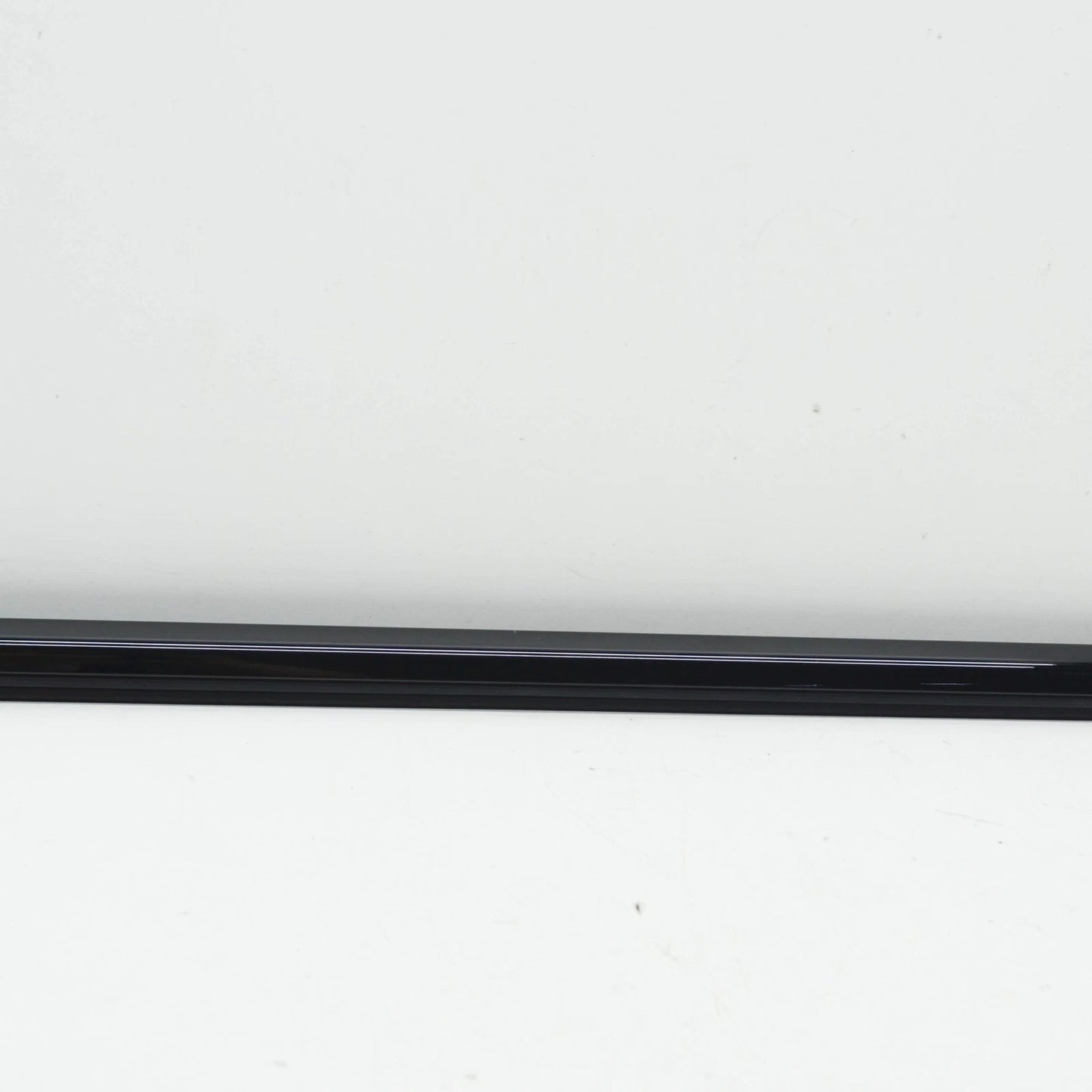 NEW BMW M5 F90 FRONT LEFT DOOR WINDOW STRIP 7404025 51337404025 ORIGINAL