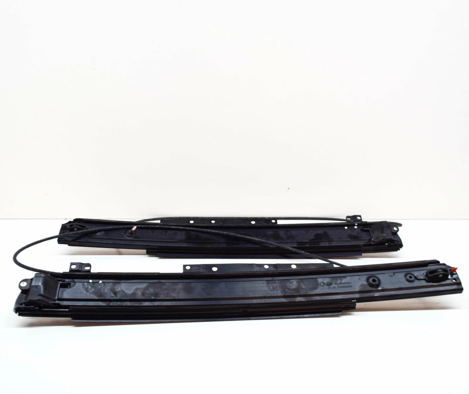 NEW AUDI A7 SPORTBACK 4K8 SUNROOF GUIDE JAW SET 4K8898738A ORIGINAL