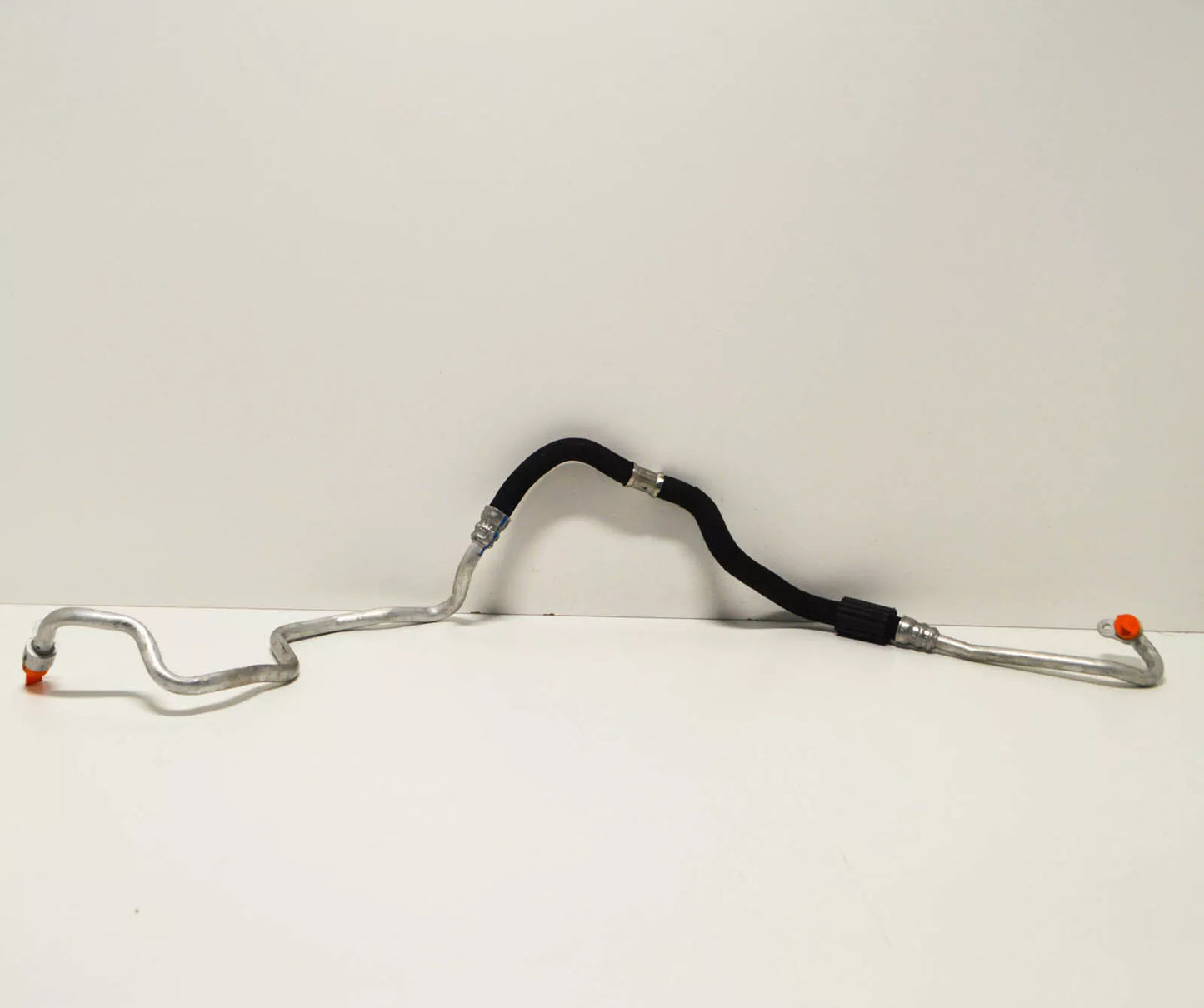 NEW BMW X5 F15 ENGINE OIL COOLER RETURN PIPE 17227627753 ORIGINAL