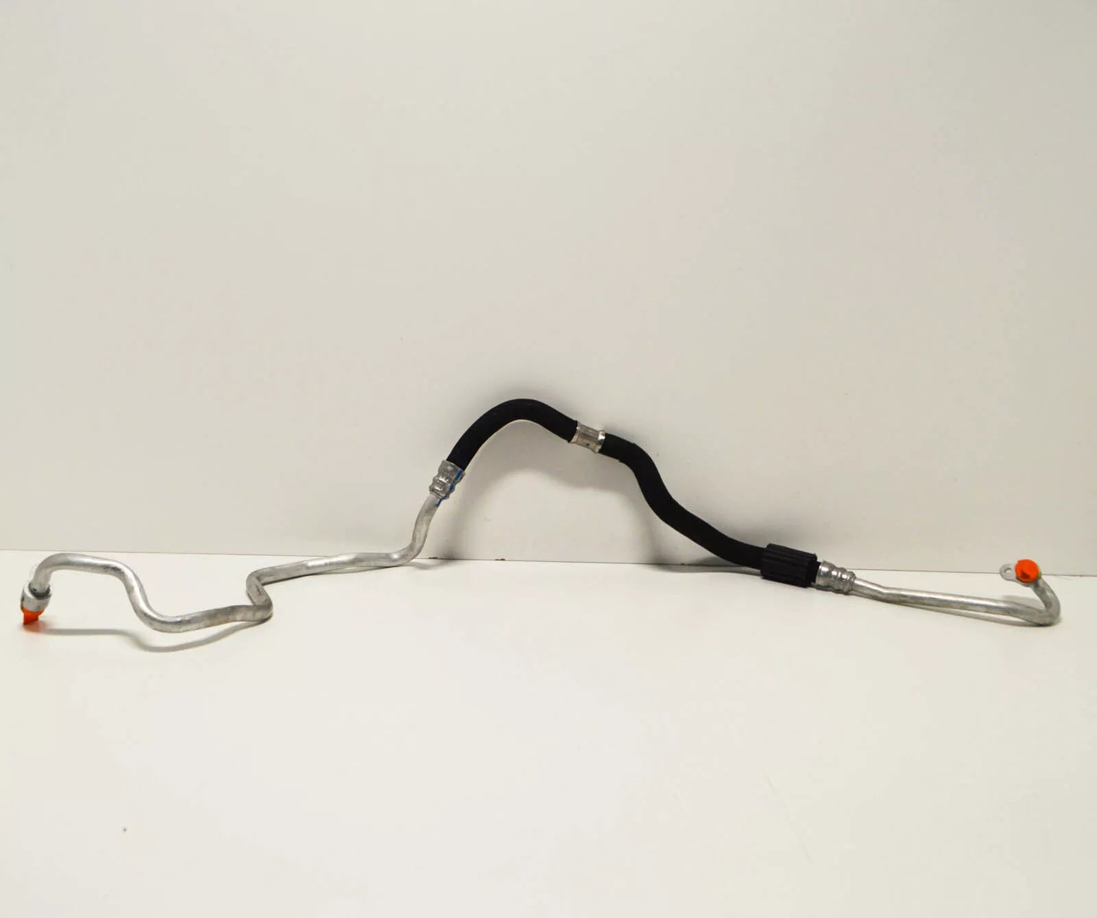 NEW BMW X5 F15 ENGINE OIL COOLER RETURN PIPE 17227627753 ORIGINAL