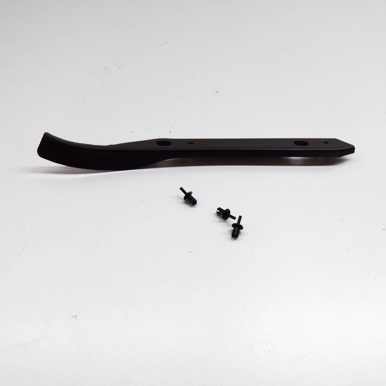 NEW MERCEDES-BENZ SLK R171 FRONT BUMPER LEFT PLATE A1718800311 ORIGINAL