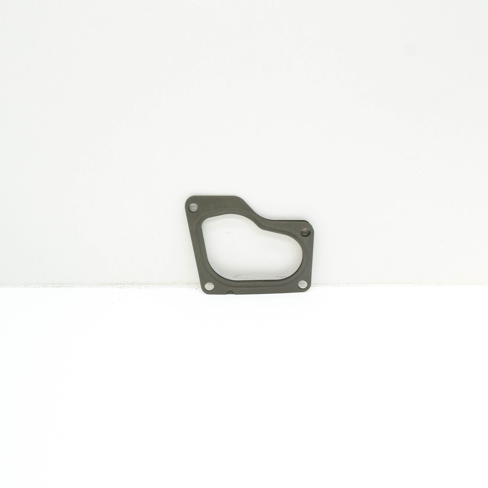 NEW MB E W212 TURBO AND LEFT EXHAUST PIPE MULTI-HOLE SEAL A2781420380 ORIGINAL