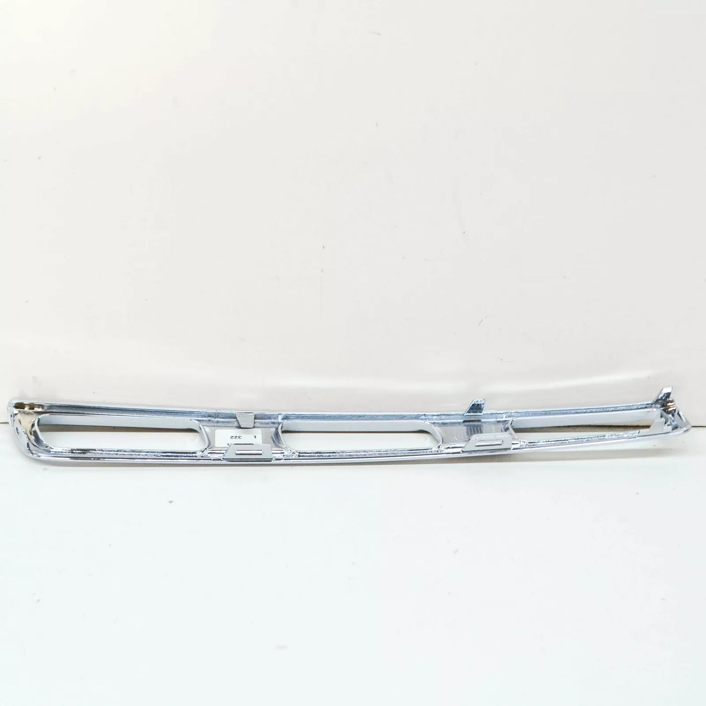 NEW MERCEDES-BENZ GLA H247 FRONT LEFT OUTER GRILLE MOLDING A2478884500