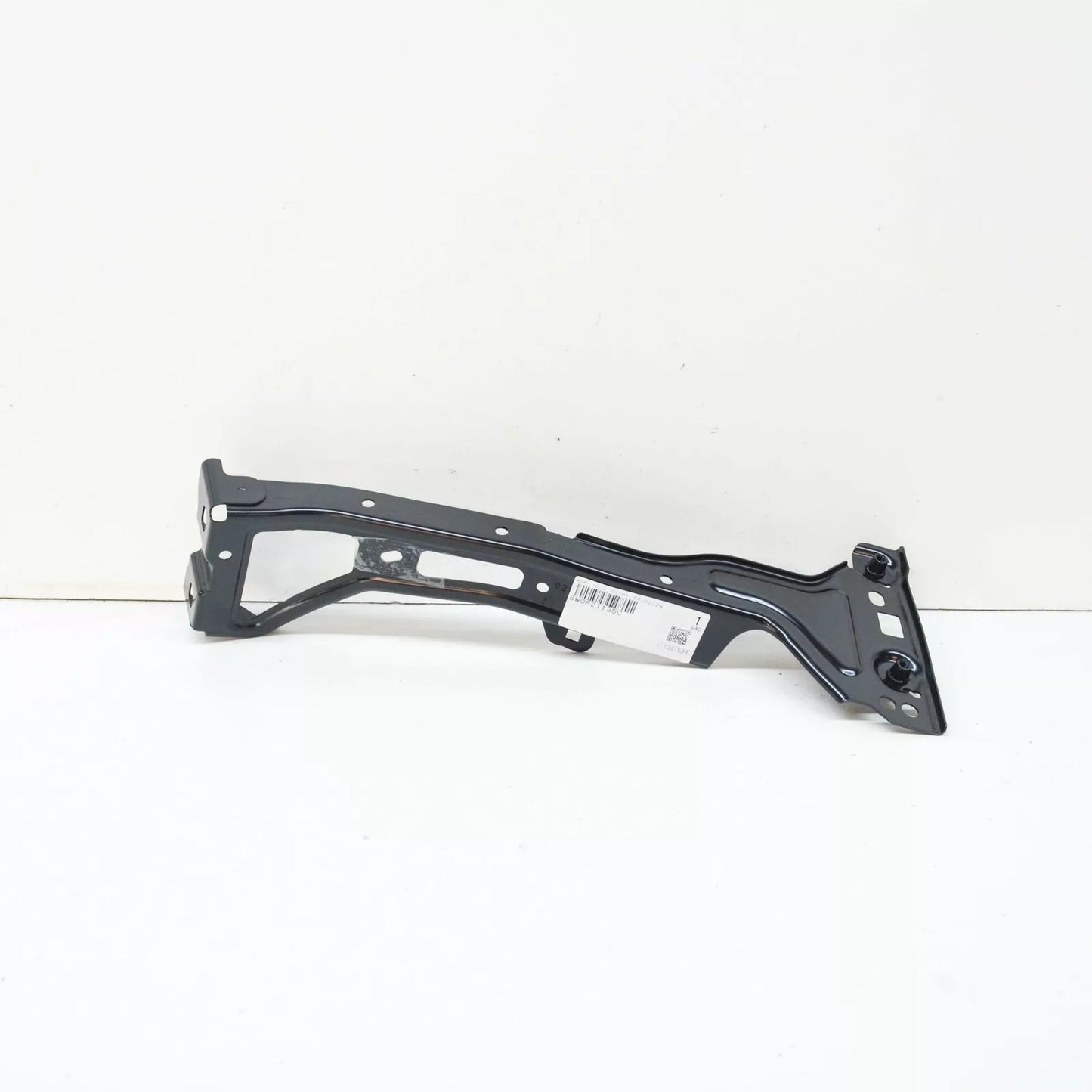 NEW AUDI A4 B9 FRONT LEFT FENDER BRACKET 8W0821135C