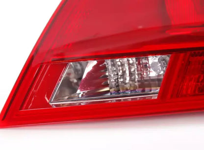 NEW AUDI TT ROADSTER 8J REAR RIGHT TAILLIGHT 8J0945096M ORIGINAL