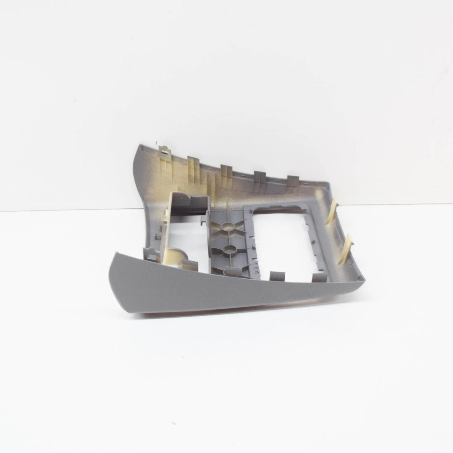 NEW BMW 3 E90 CENTER CONSOLE REAR PART 51167145682 2011 ORIGINAL