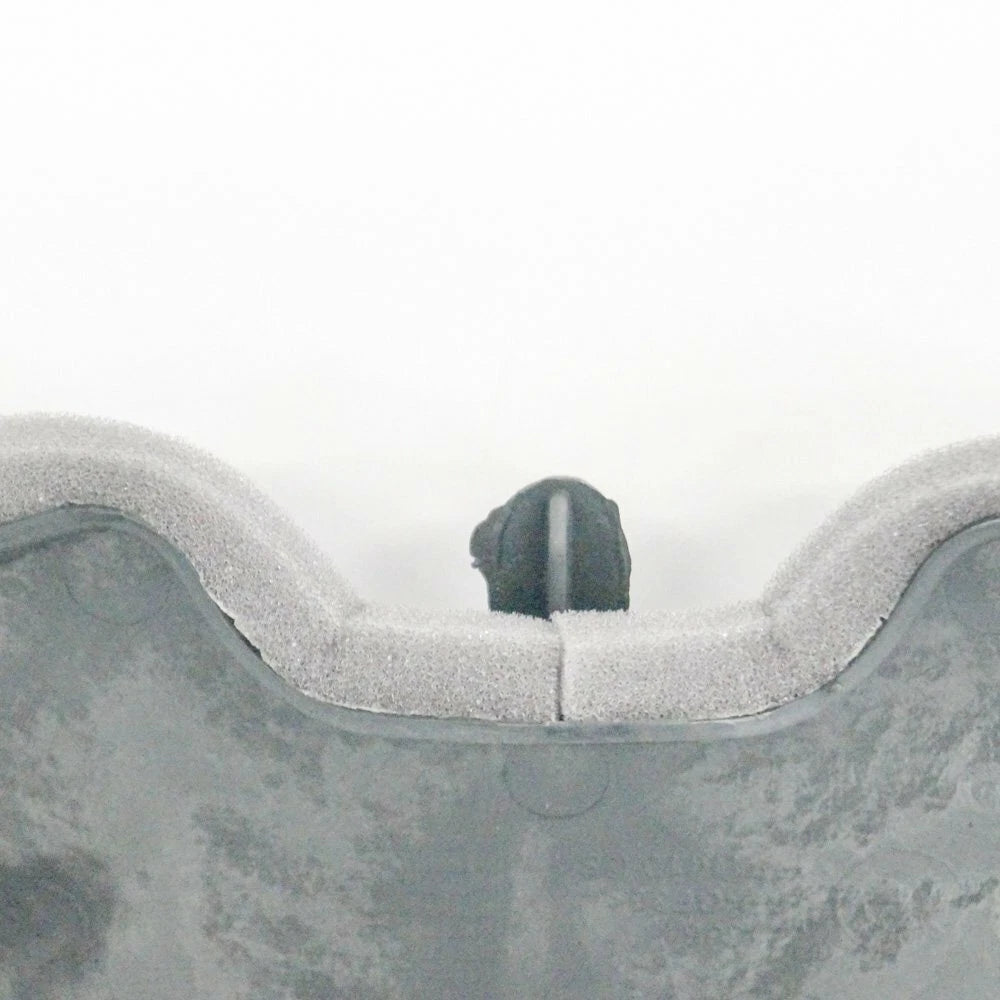 NEW BMW X4 F26 PARTITION COMPARTMENT CENTER TOP 51757213661 7213661 2016