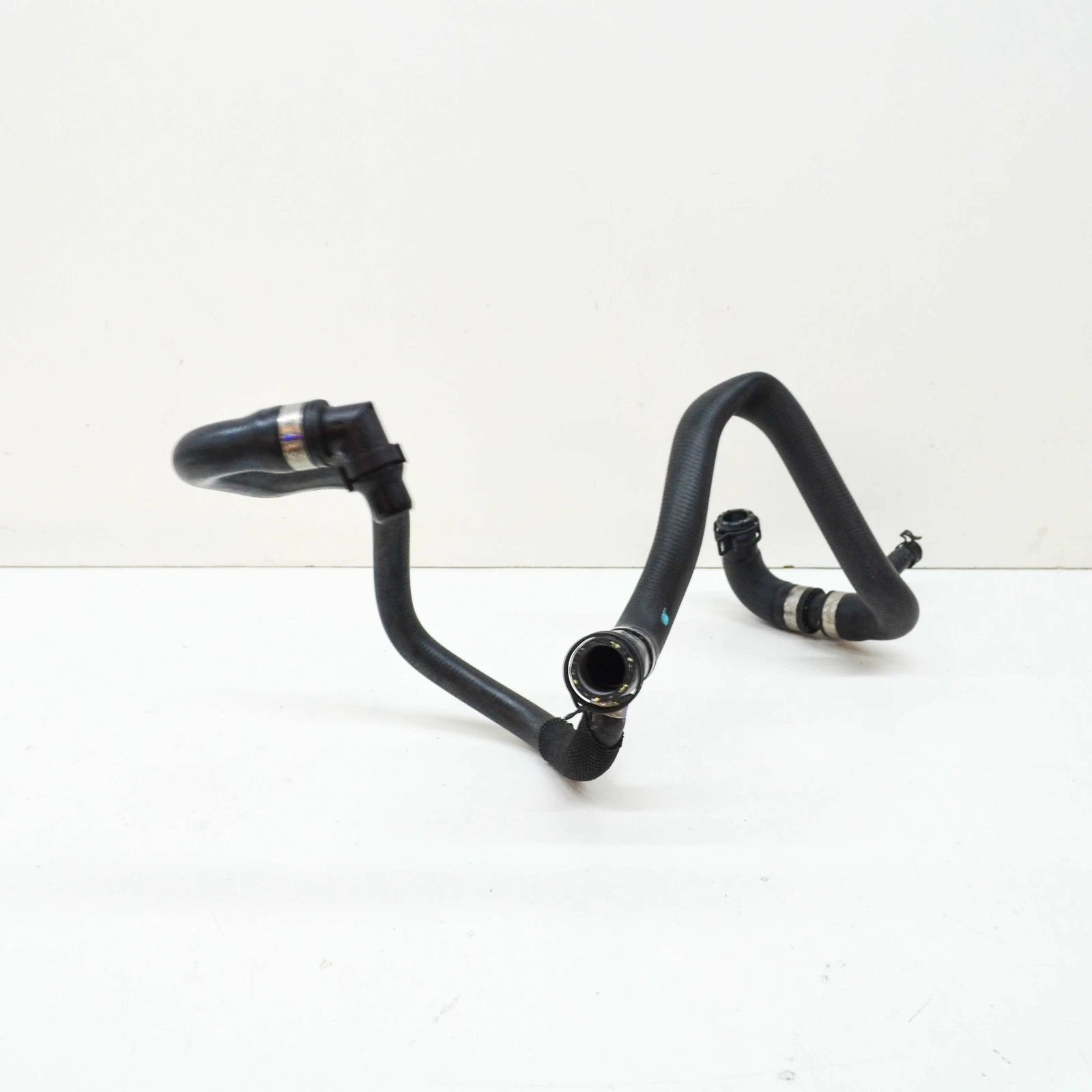 NEW MERCEDES-BENZ GLE W166 EXPANSION RESERVOIR CIRCUIT PIPE A1668301300 ORIGINAL