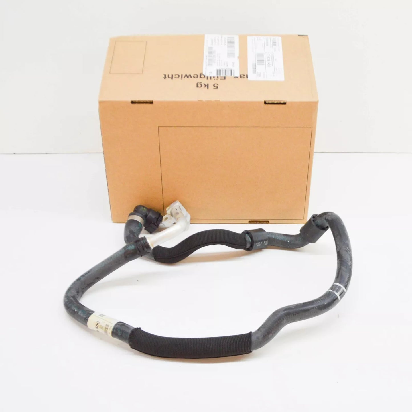 NEW BMW 5 F10 ENGINE COOLANT HOSE 17127639460 7639460 ORIGINAL