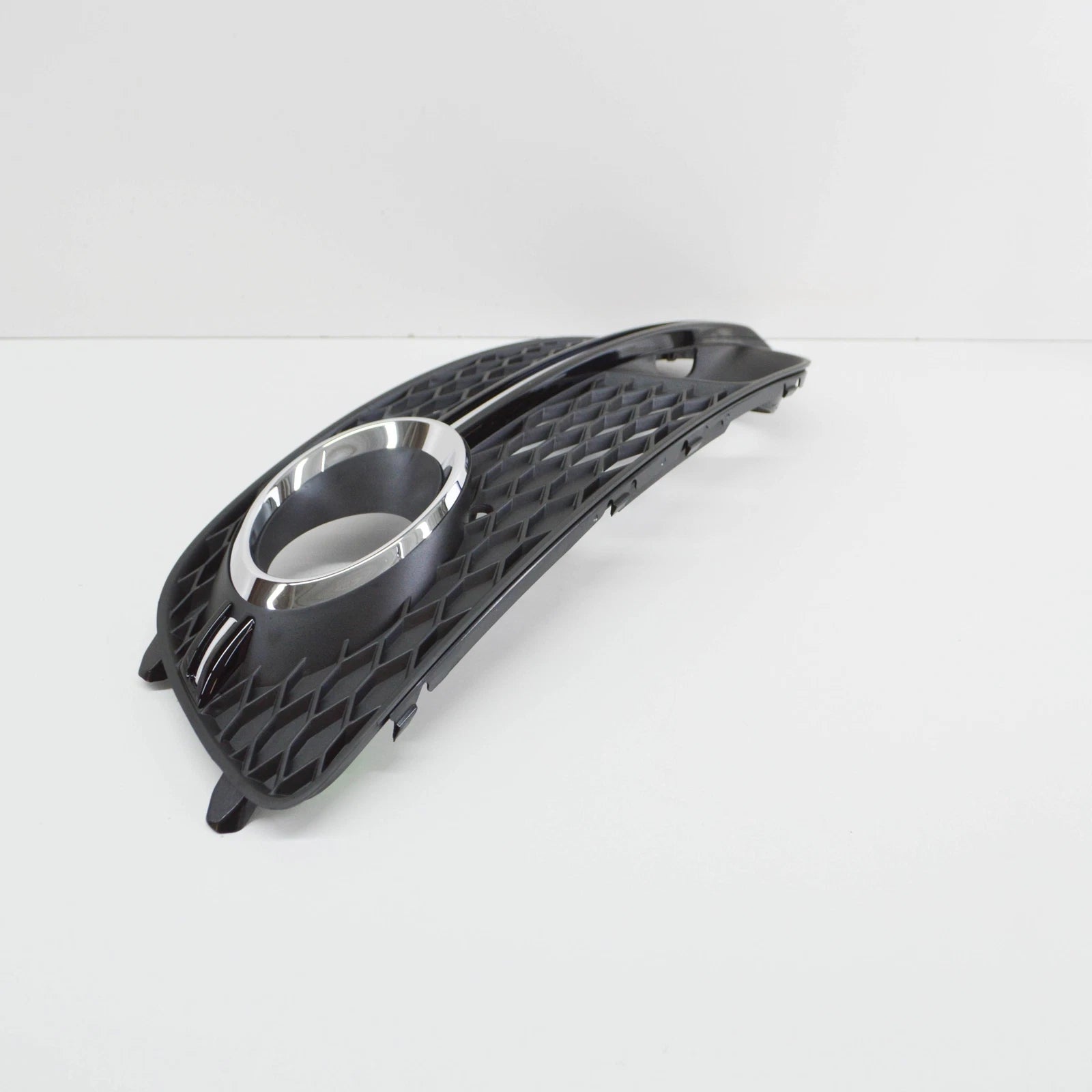 NEW AUDI Q5 8R FRONT RIGHT BUMPER AIR GUIDE GRILLE 8R0807682PBJI ORIGINAL