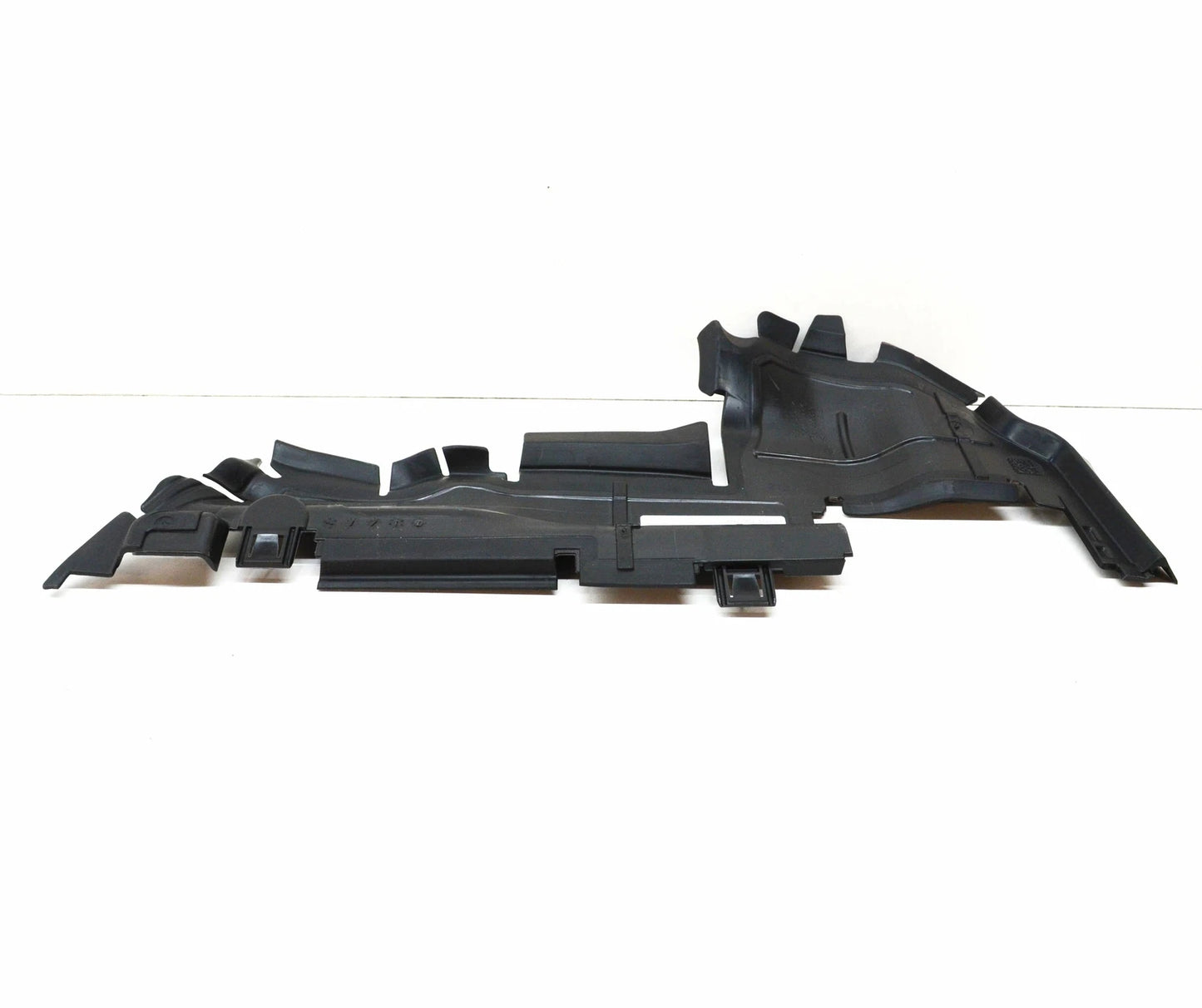 NEW AUDI A5 8W6 FRONT RADIATOR RIGHT SIDE AIR DUCT 8W6121284AR ORIGINAL