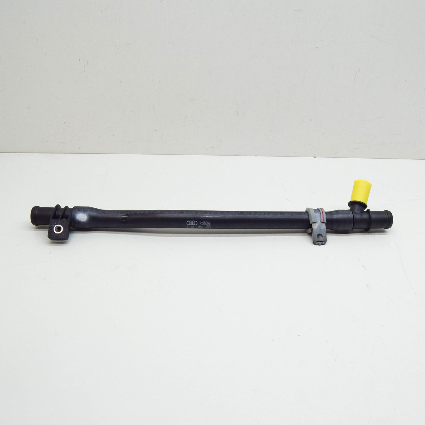 NEW AUDI A8 4N ENGINE COOLANT PIPE 4N0121507C ORIGINAL