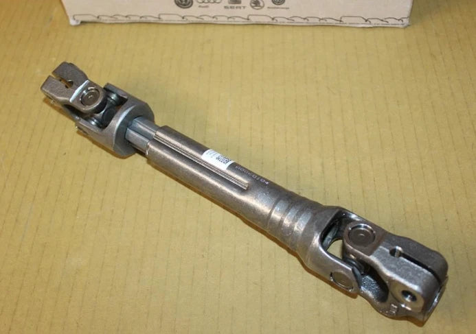 NEW SEAT ARONA KJ DRIVE SHAFT RHD 2Q2423961B ORIGINAL