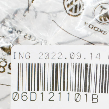 NEW AUDI A4 B7 COOLANT FLANGE HOSE 06D121101B ORIGINAL