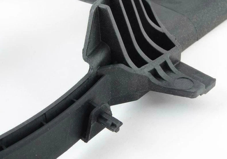 NEW AUDI A4 B8 RADIATOR FAN RING 8K0121207B