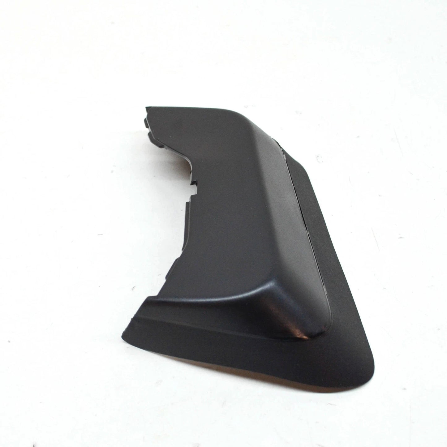 NEW AUDI Q8 REAR LEFT TAILLIGHT COVER TRIM ON LIFTGATE 4M8945255 ORIGINAL